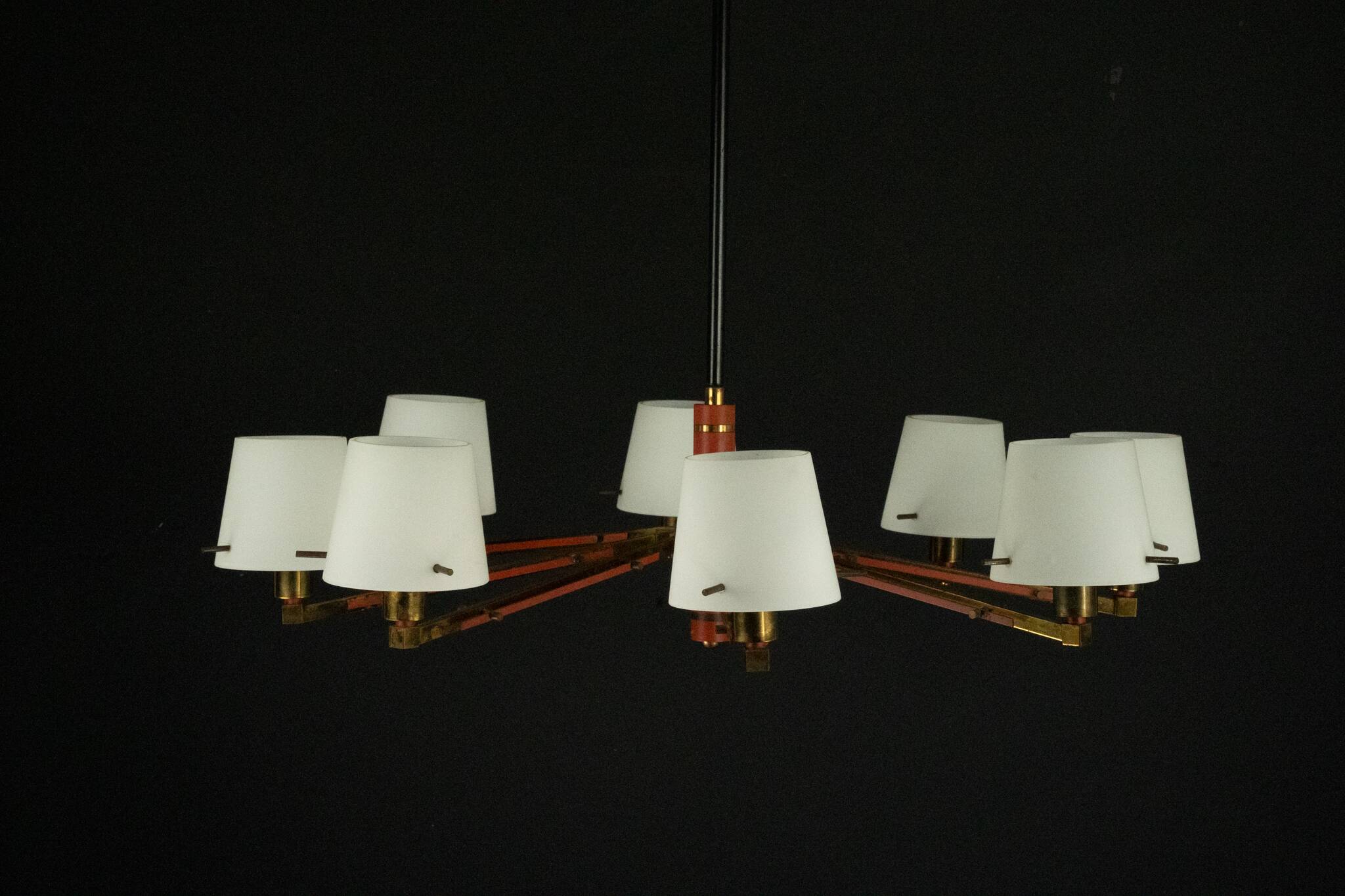 Mid-Century 8 arms Stilnovo chandelier in opaline, brass and red lacquer.