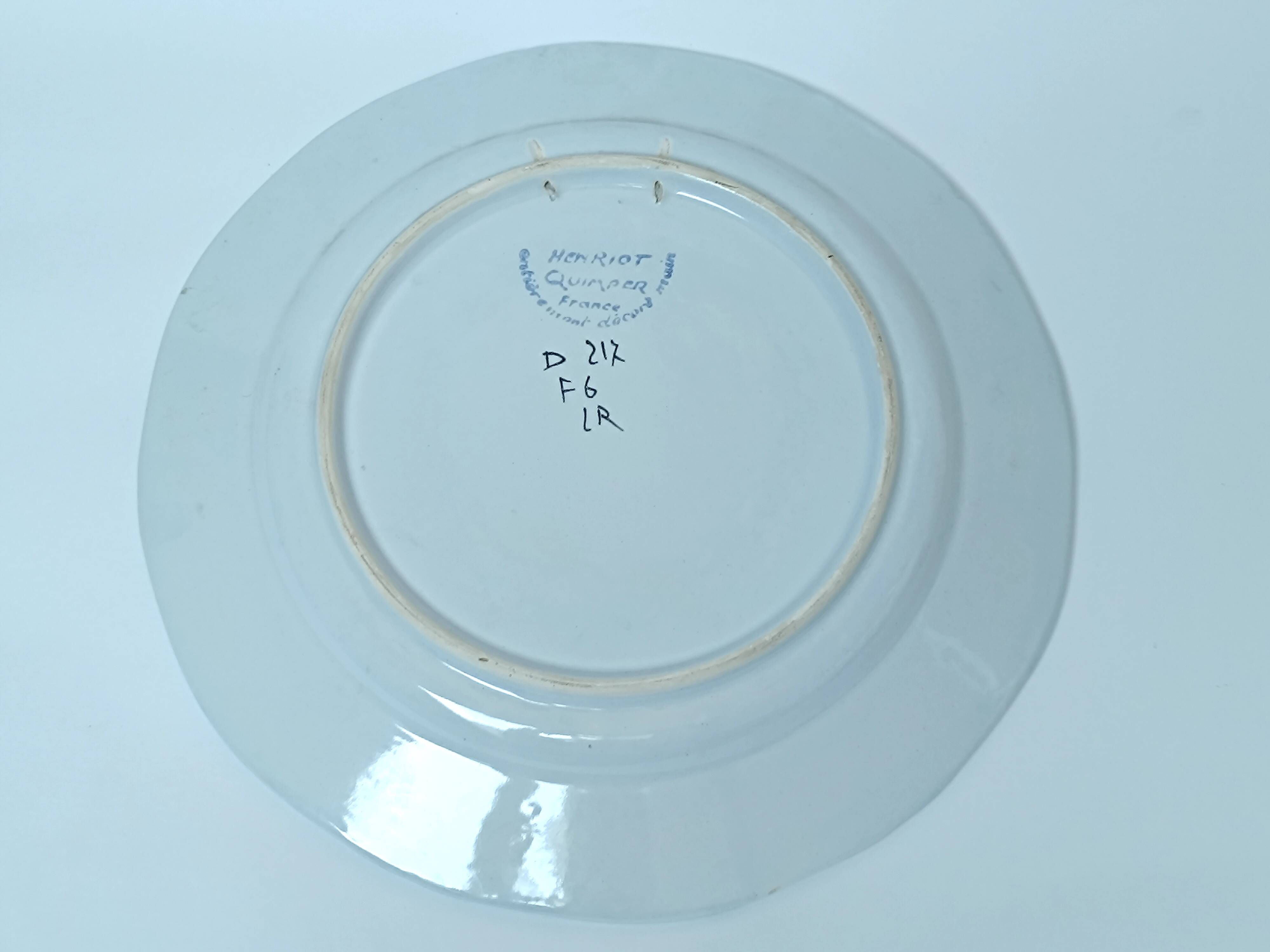 Assiette plate bretonne HB Henriot