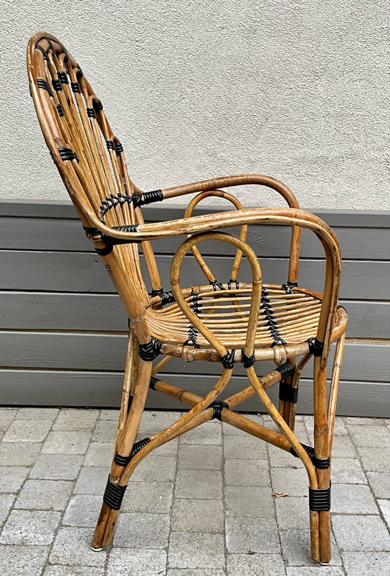 Vintage rattan peacock chair – 1970s