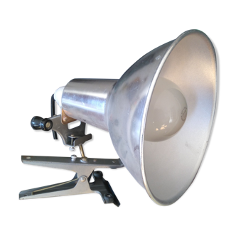 Photographer cremer clip projector