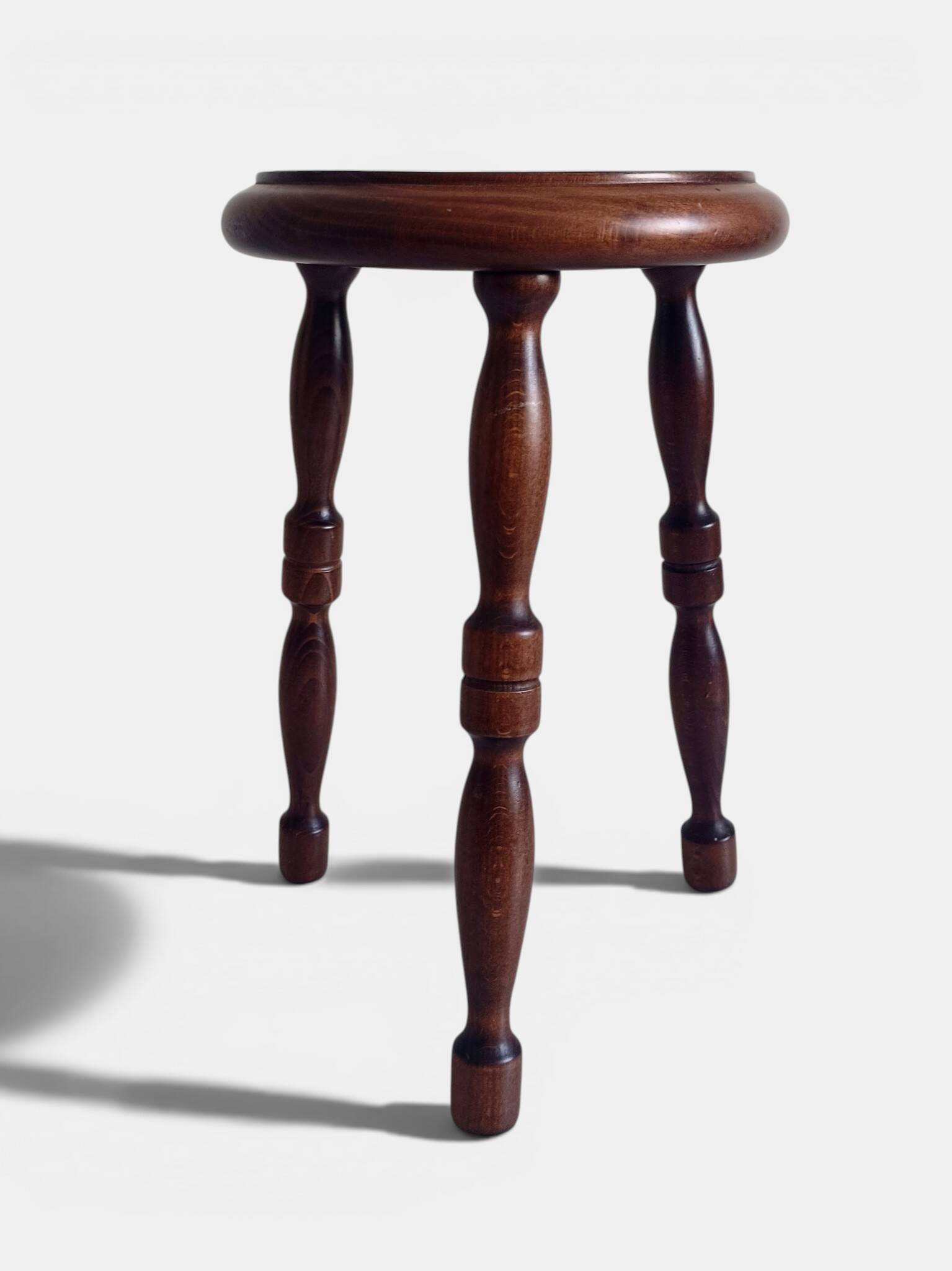 French Turned Chestnut Wood Stool or Side Table, Mid-20th Century