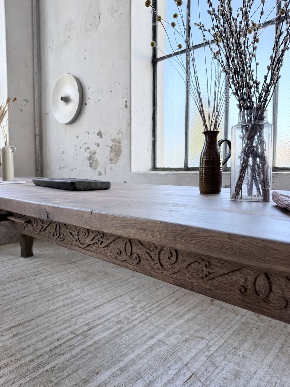 XL farmhouse table in solid oak, brutalist style, 20th century.