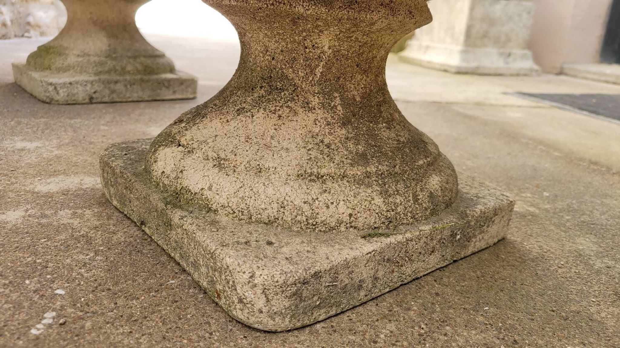 Pair of medicis vases in old reconstituted stone 1950s