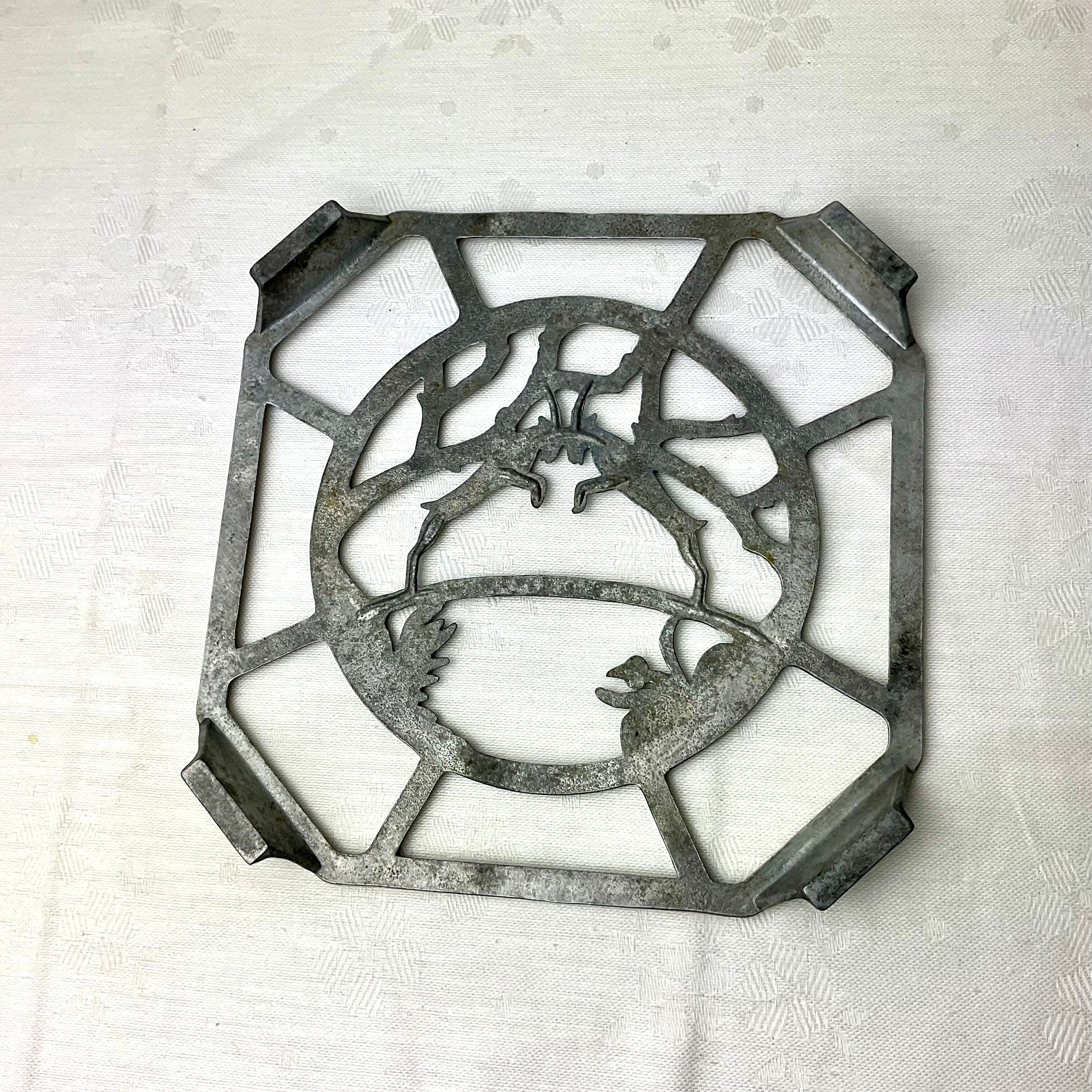 Sous plat en aluminium décor animalier