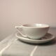 Tasses à thé design porcelaine allemande et ses coupelles