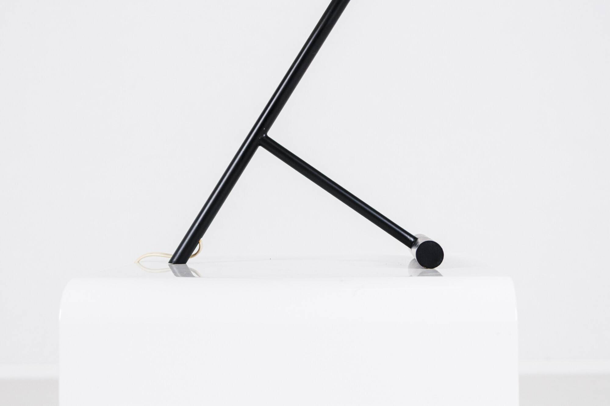 Lampe de bureau Blanc Negro Evoluon par Louis Kalff pour Philips, années 1950.