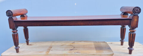 Oriental-style bench