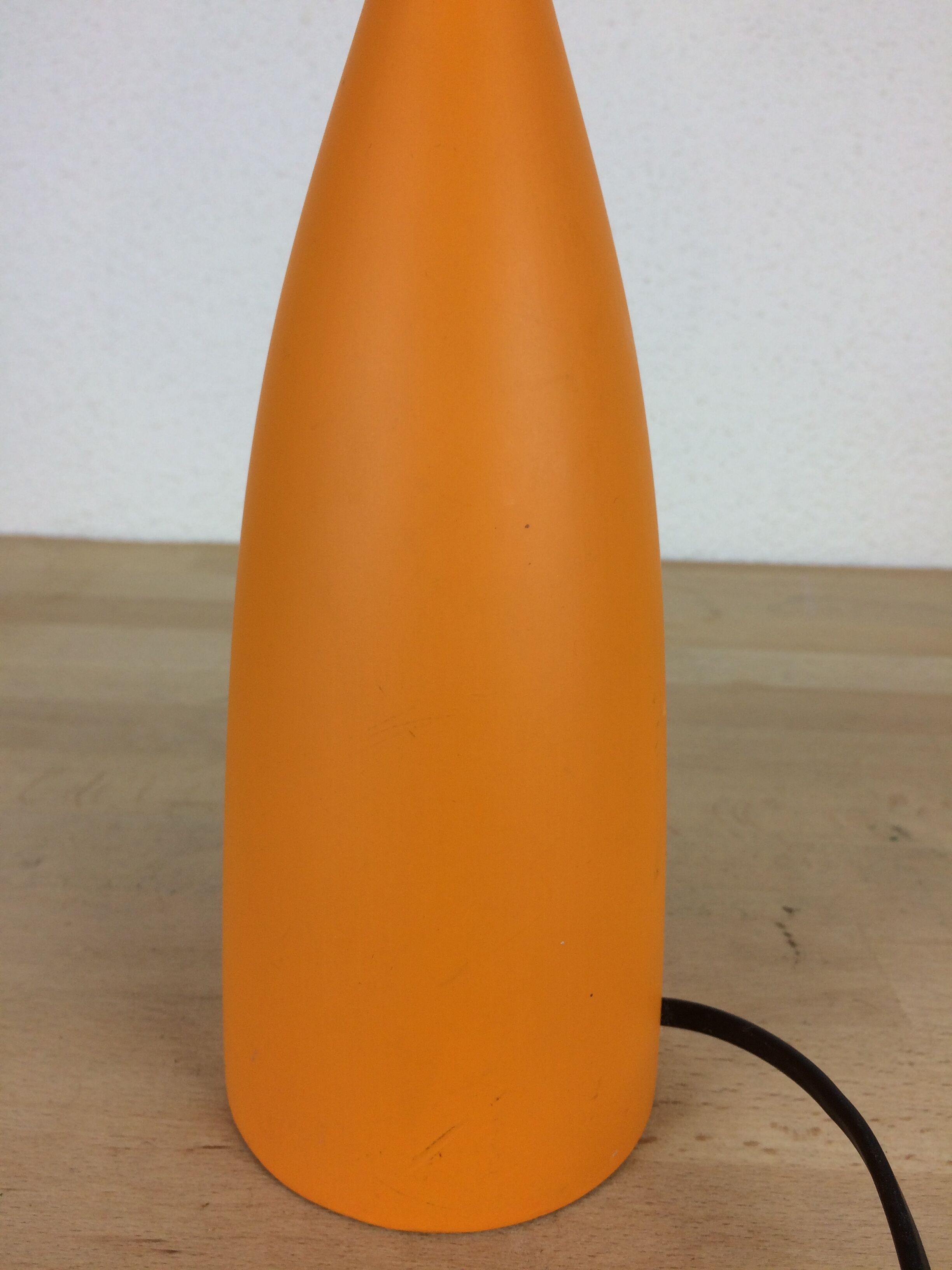 Lamp Olivier Villatte orange wood, 80s | Selency