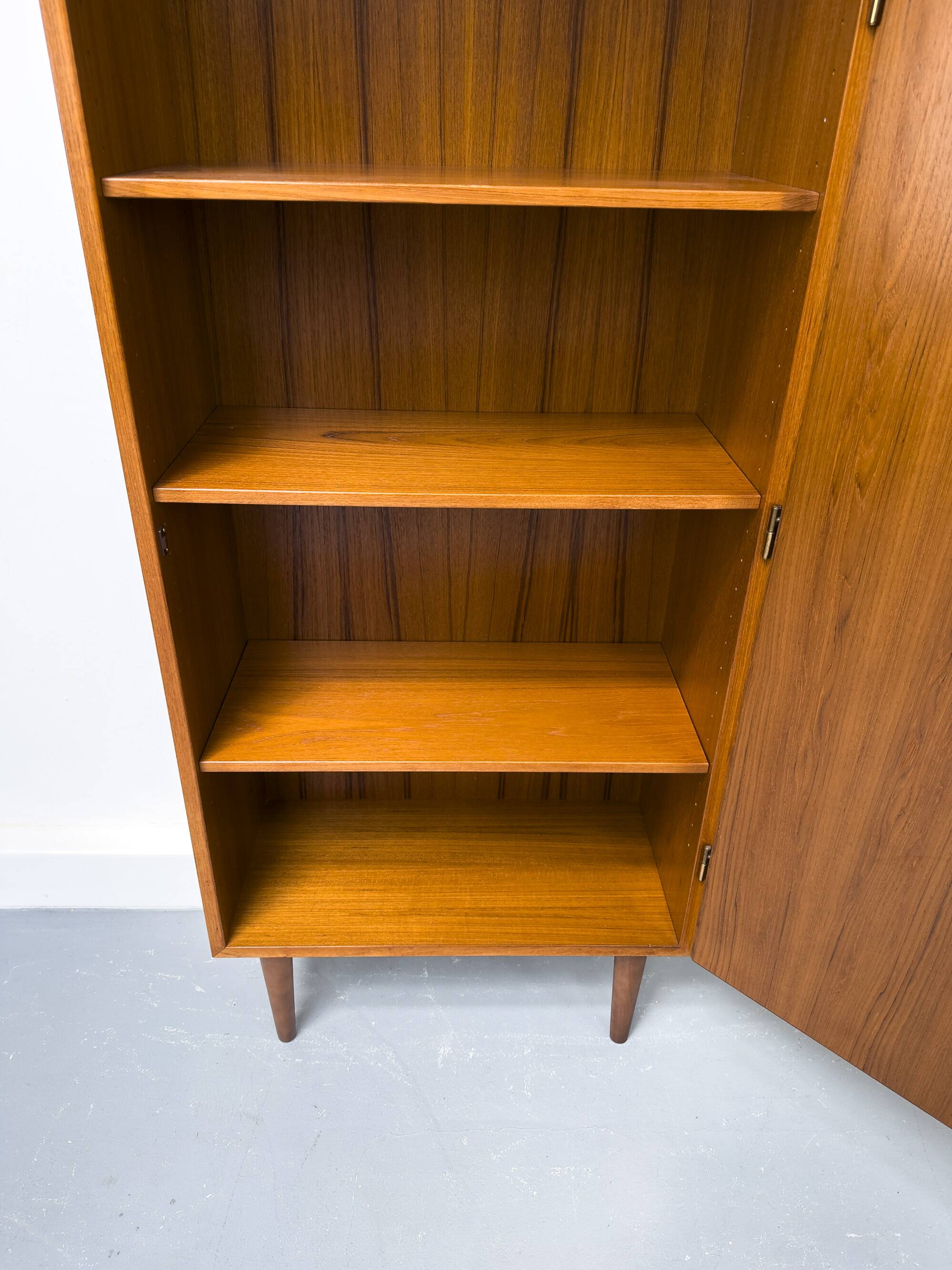 Teak cabinet from Omann Jun, 1960s