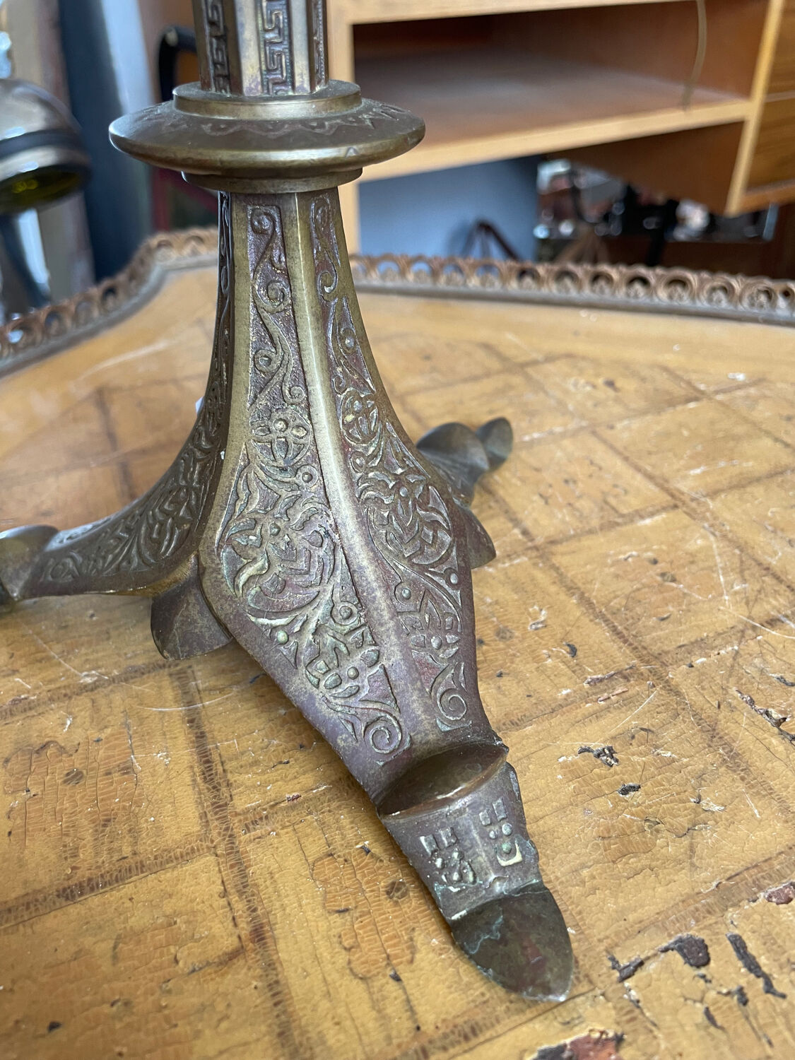 Bronze candle holder