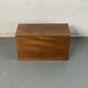 Coffre en bois vernis