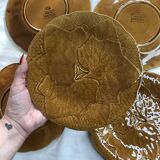 Gien porcelain slip vine leaf plate