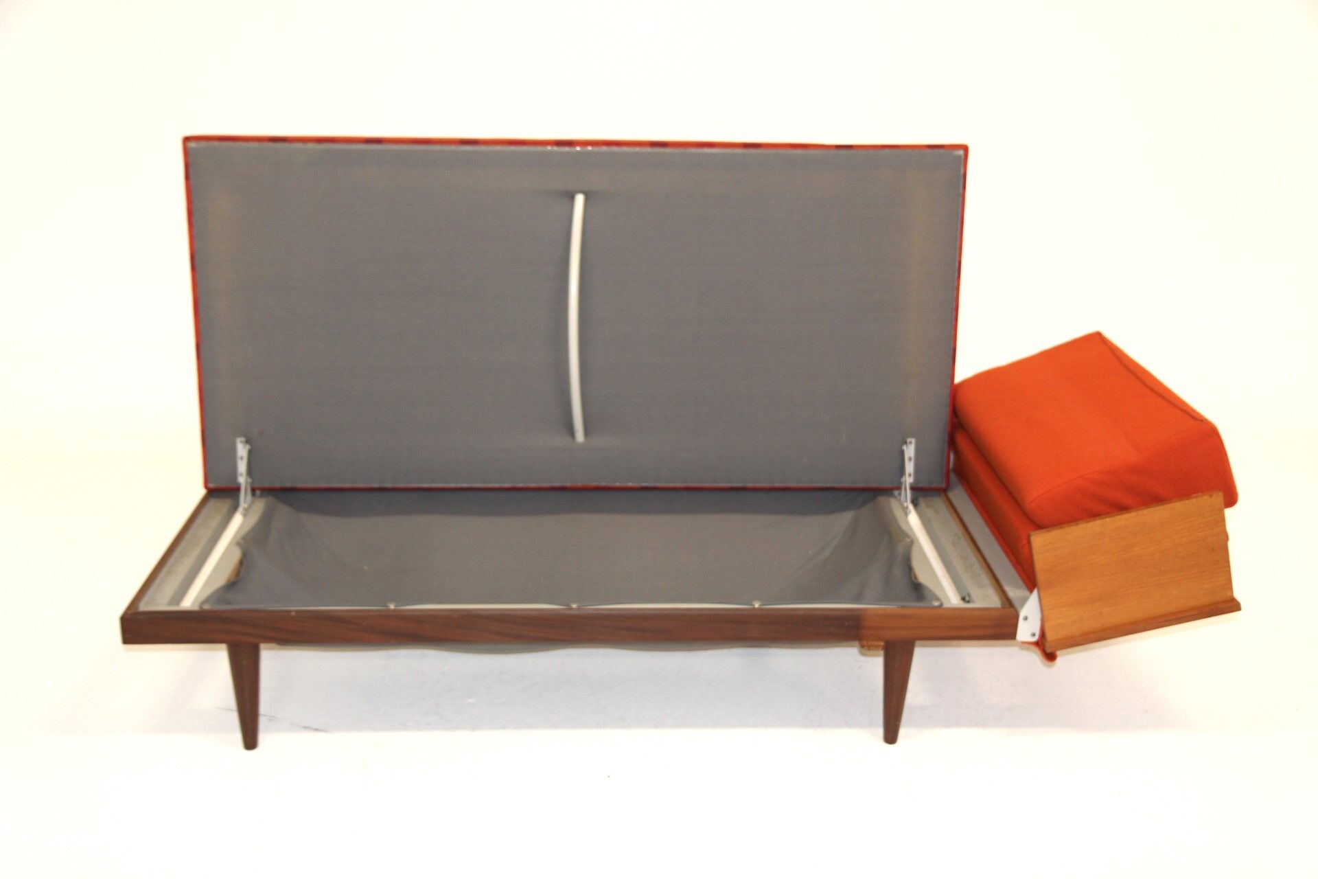 Daybed "Svane" Ingmar Relling & Haldor Vik, Norway, 1960