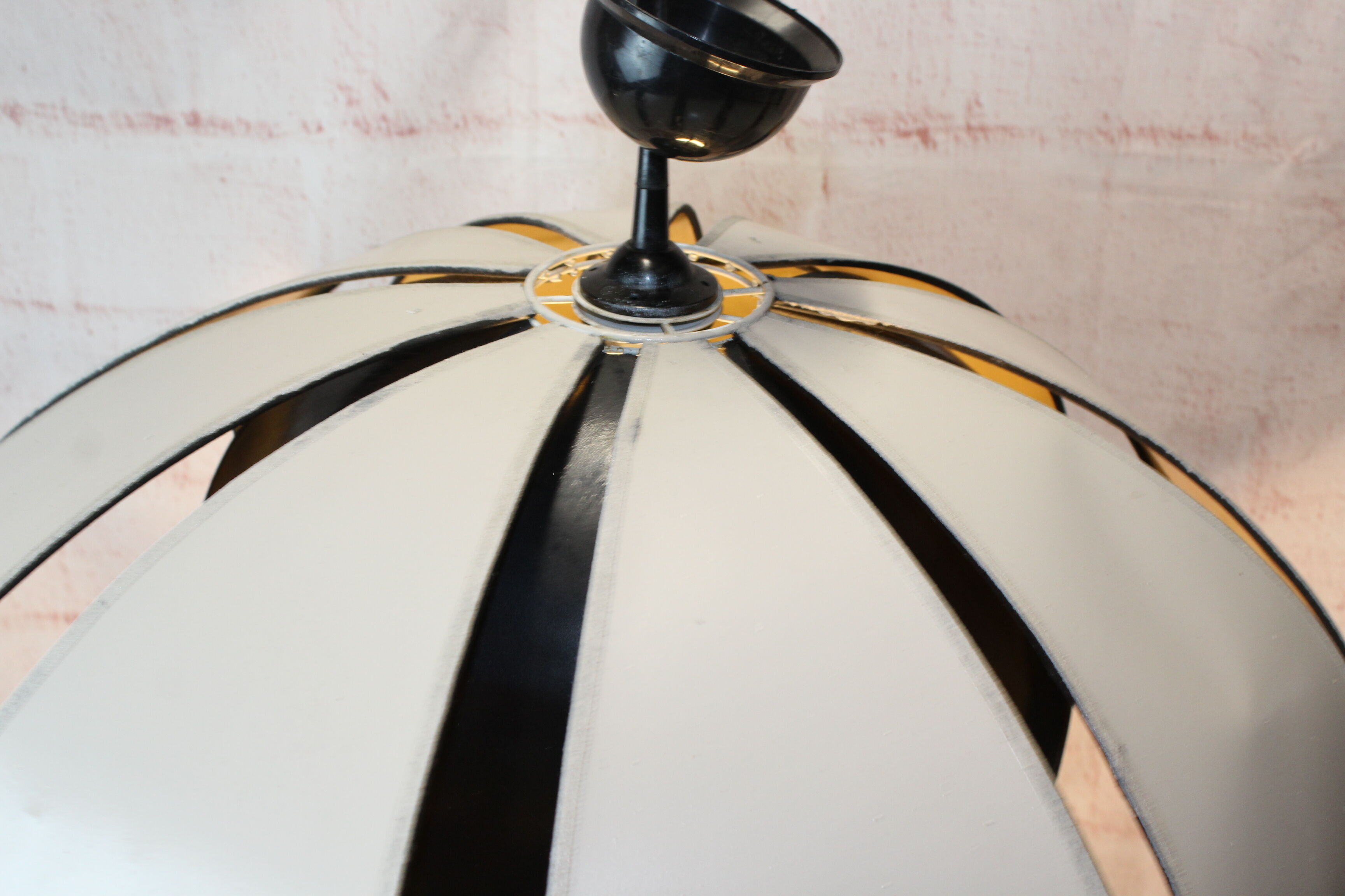 Suspension fleur de lotus robert de schuytener