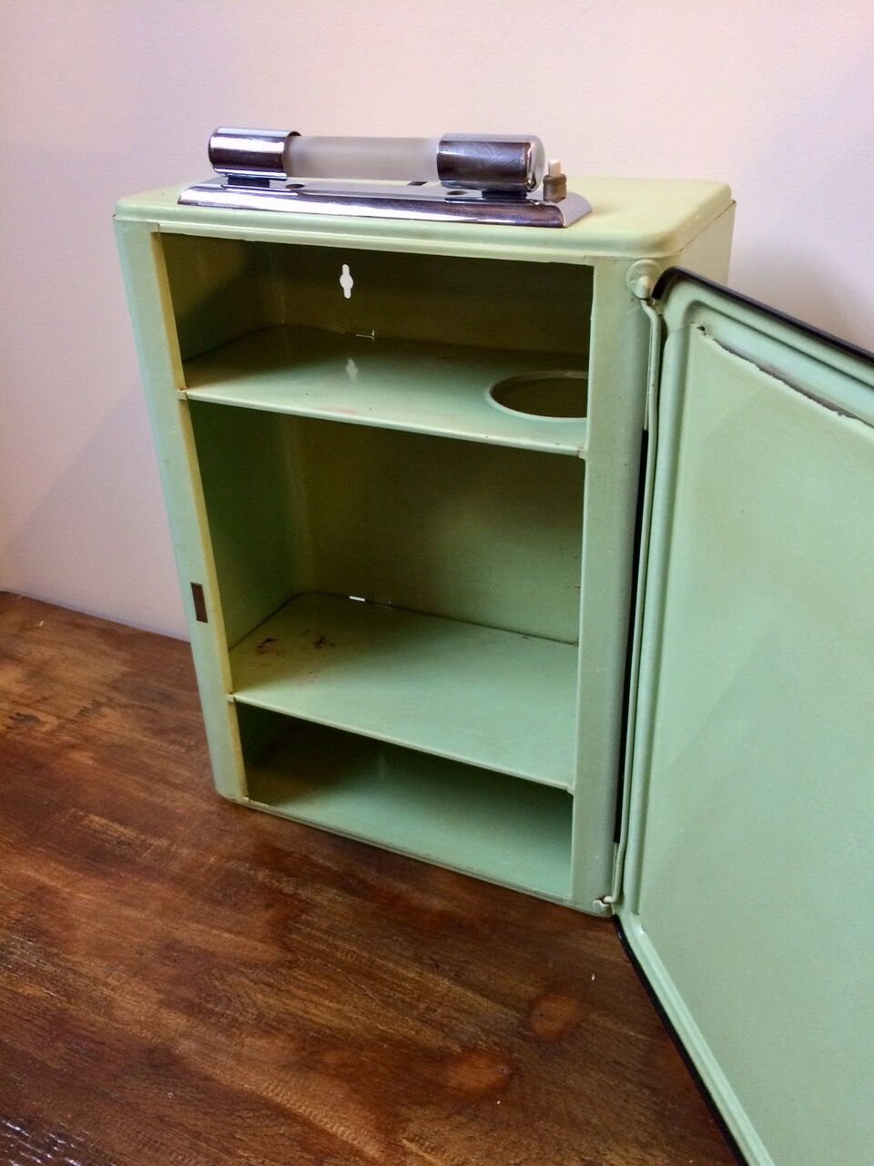 Armoire de salle de bain