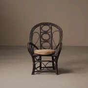 Fauteuil sculptural en bois courbé , Art Populaire, vers 1900