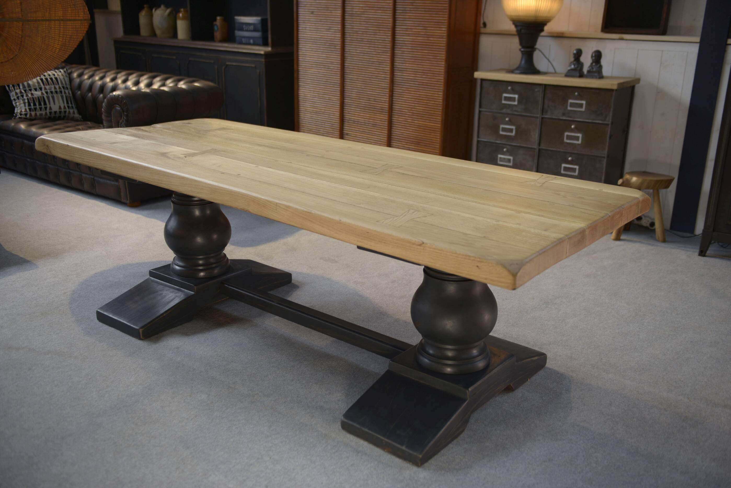 Antique monastery table in solid oak, dovetail joint, 20th century