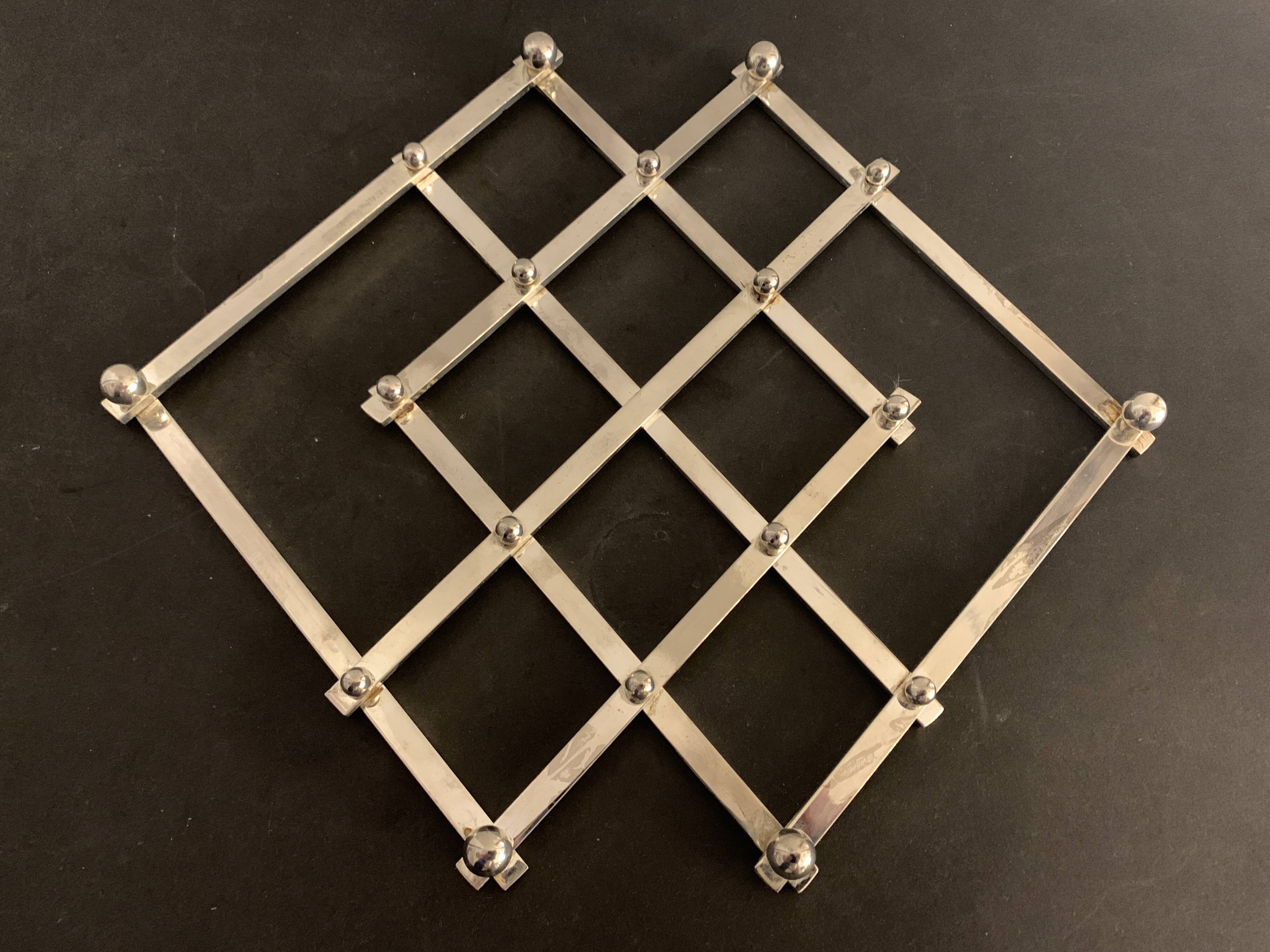 Pair of stretchy French underwear in silver metal, 1940