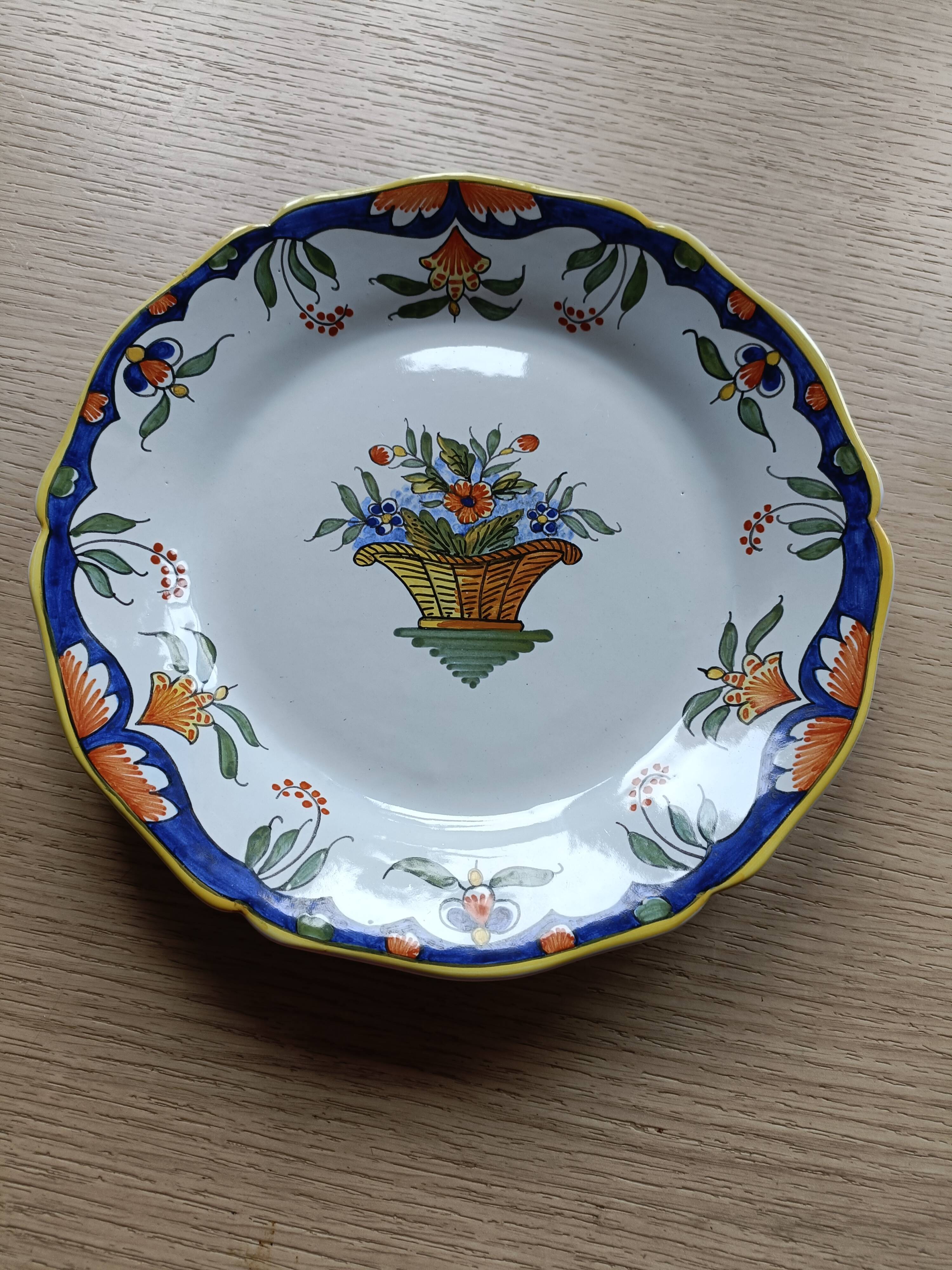 Assiette faïence Desvres signé Géo Martel