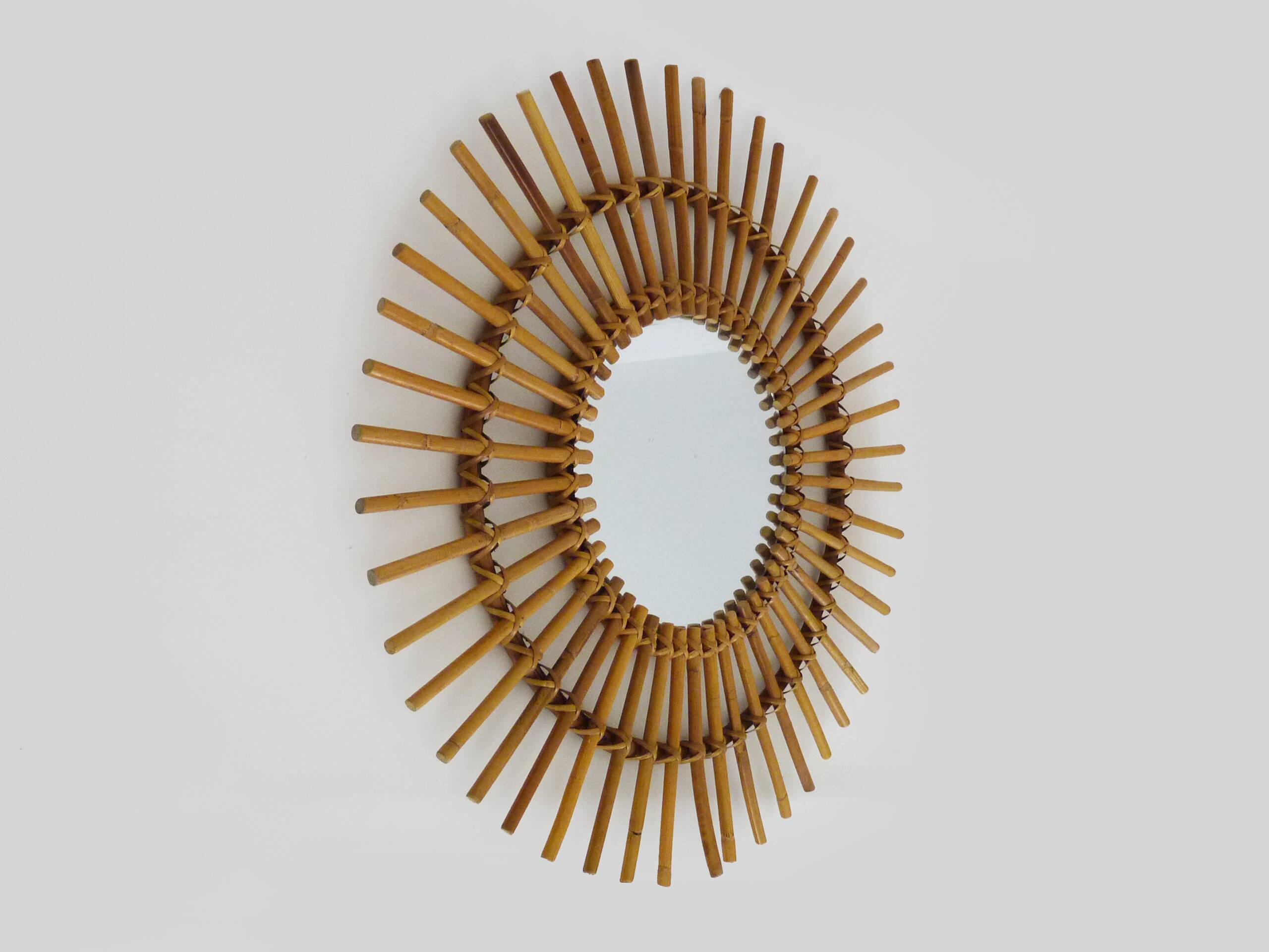 Vintage Rattan Sun Mirror Diameter 69 cm - 27.16". 80s 90s