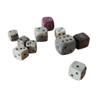 Dés en bois
