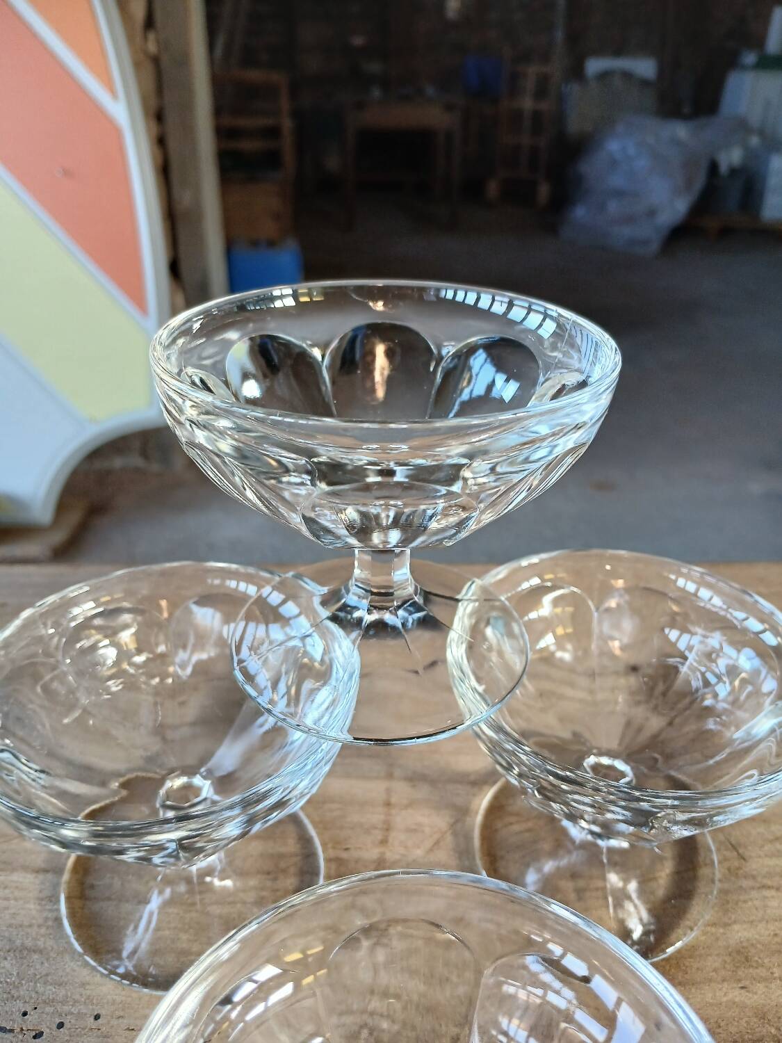 4 small old glass cups