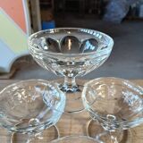 4 small old glass cups