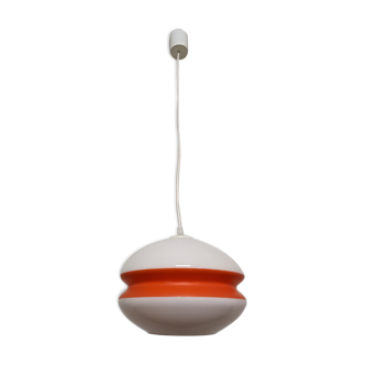 Space age suspensions from the 70s in opaline