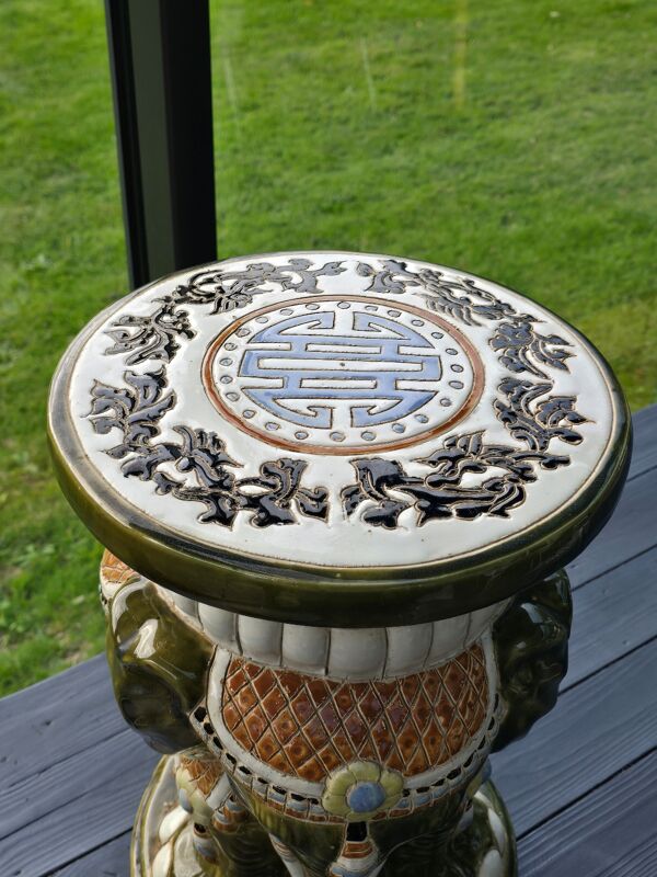 Table d'appoint éléphant en céramique