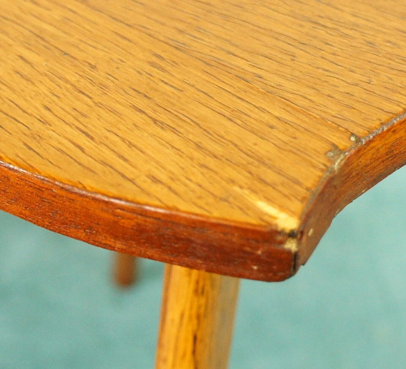 1960 compas foot tripod side table