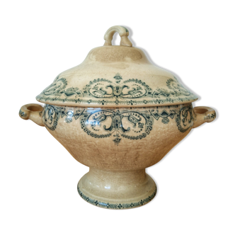 Old Soup Pot Iron Land To the Planter of Caïffa Garland XIXth