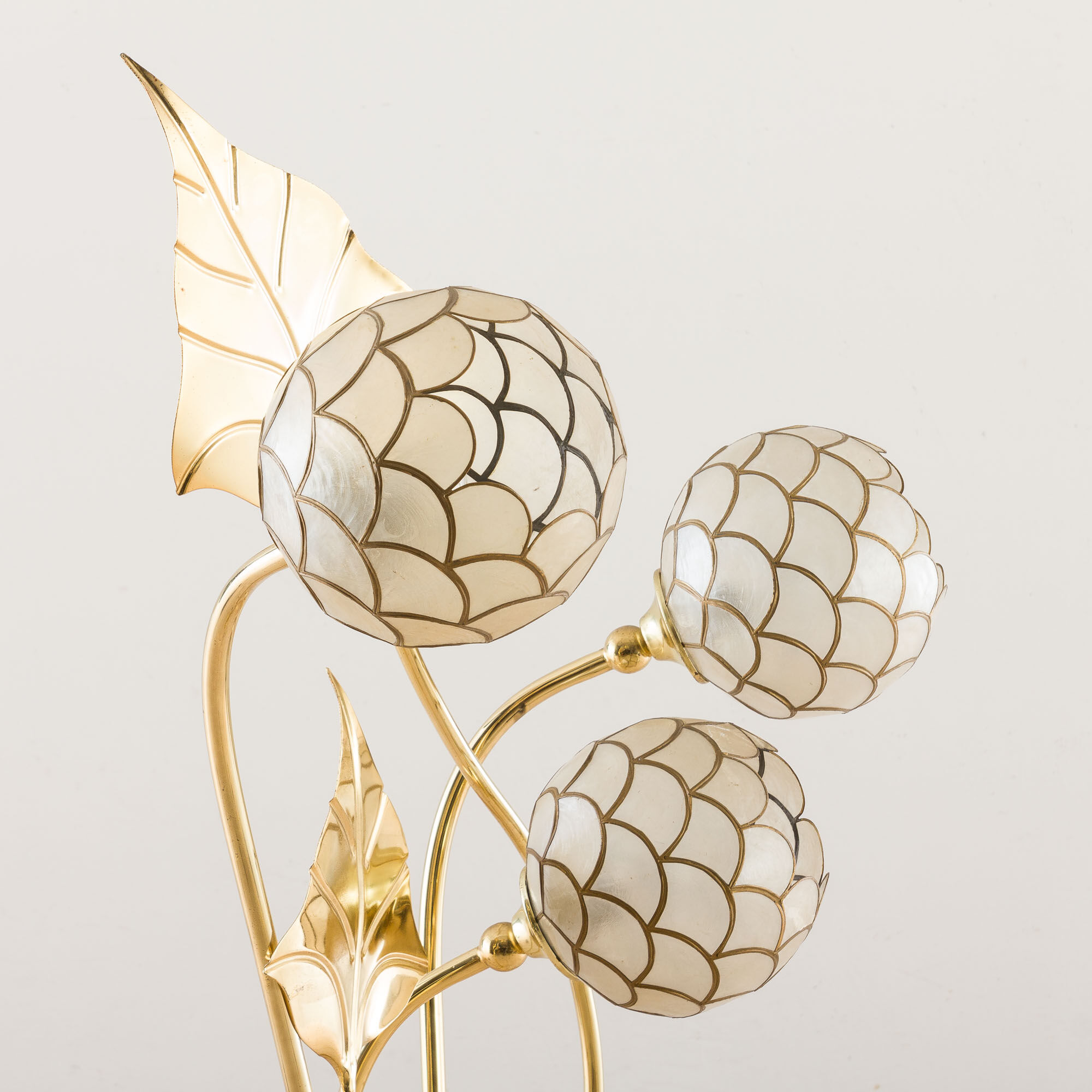 Brass floor lamp in the style of Tommaso Barbi with floral ornaments