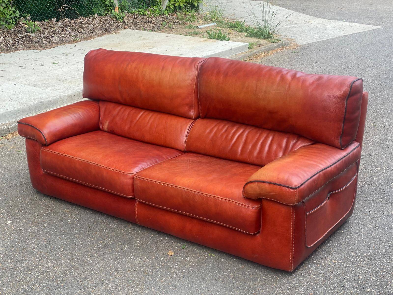 3-seater burgundy leather sofa convertible into a 2-seater bed 1940