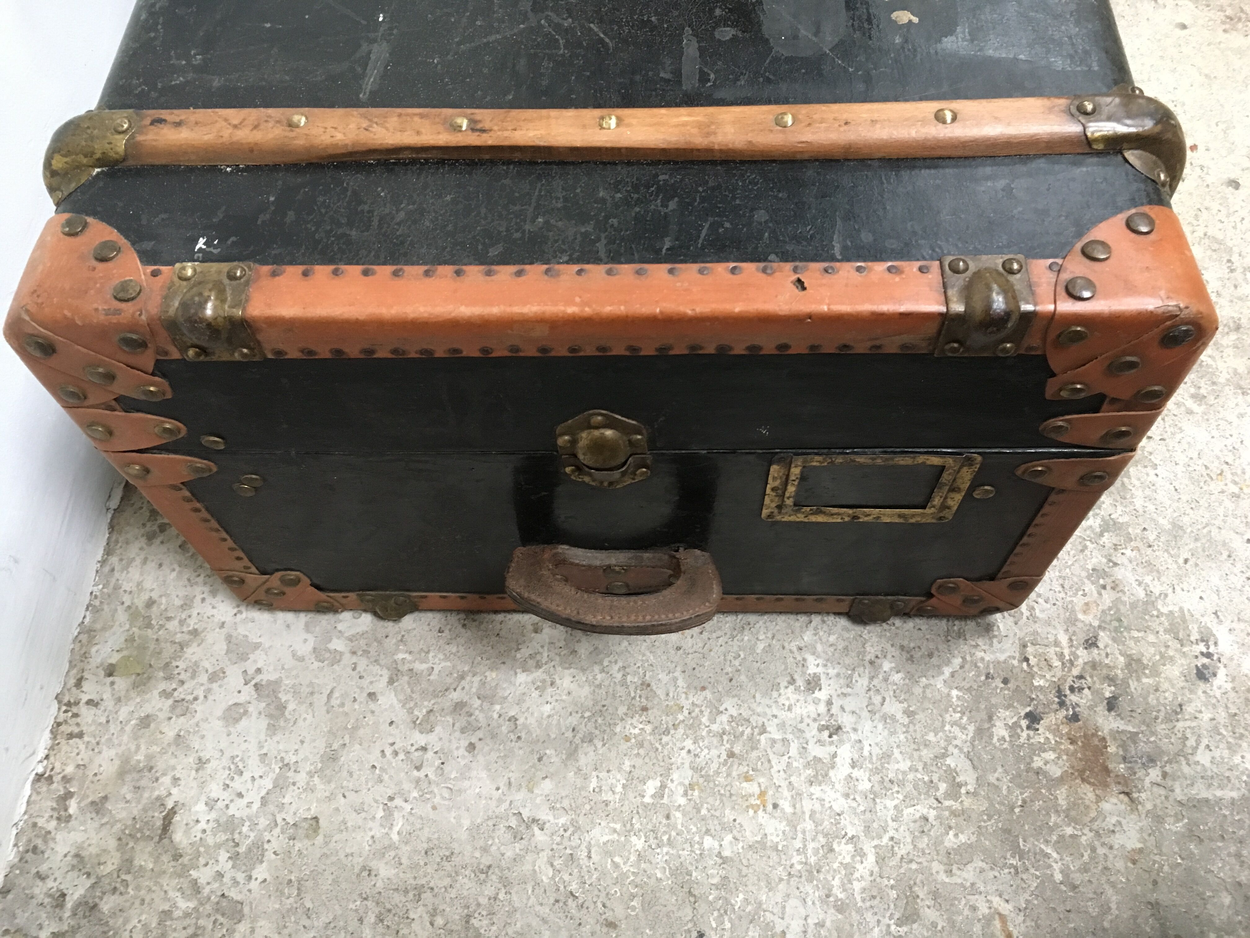 Trunk suitcase