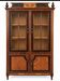 Vitrine ancienne en bois sculpté avec portes vitrées - Style classique - Ch