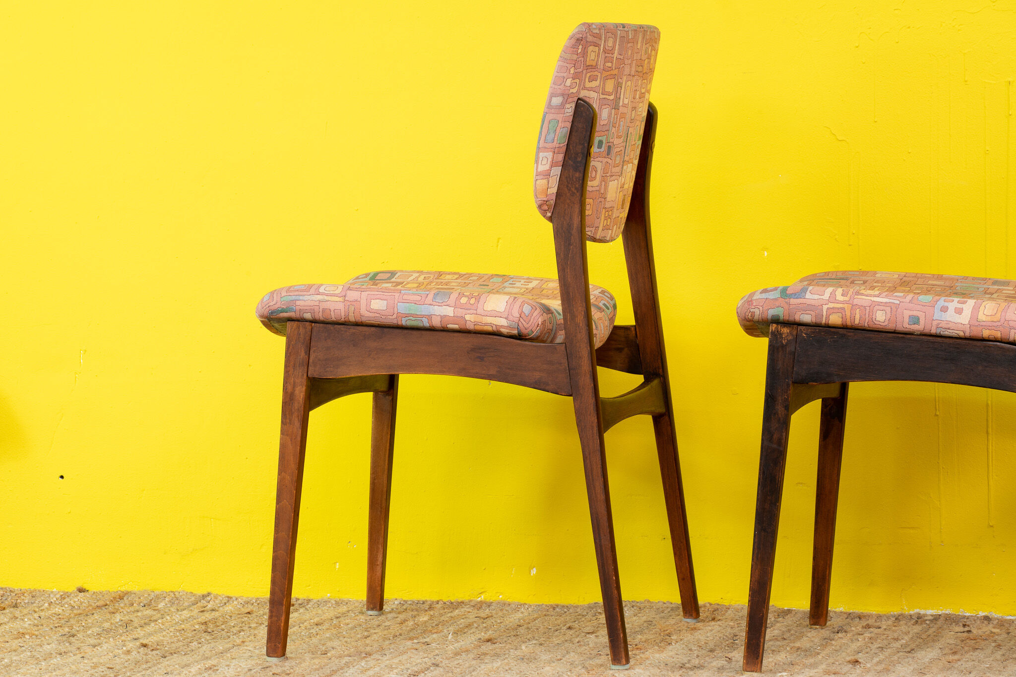 Chaises scandinaves  47 cm