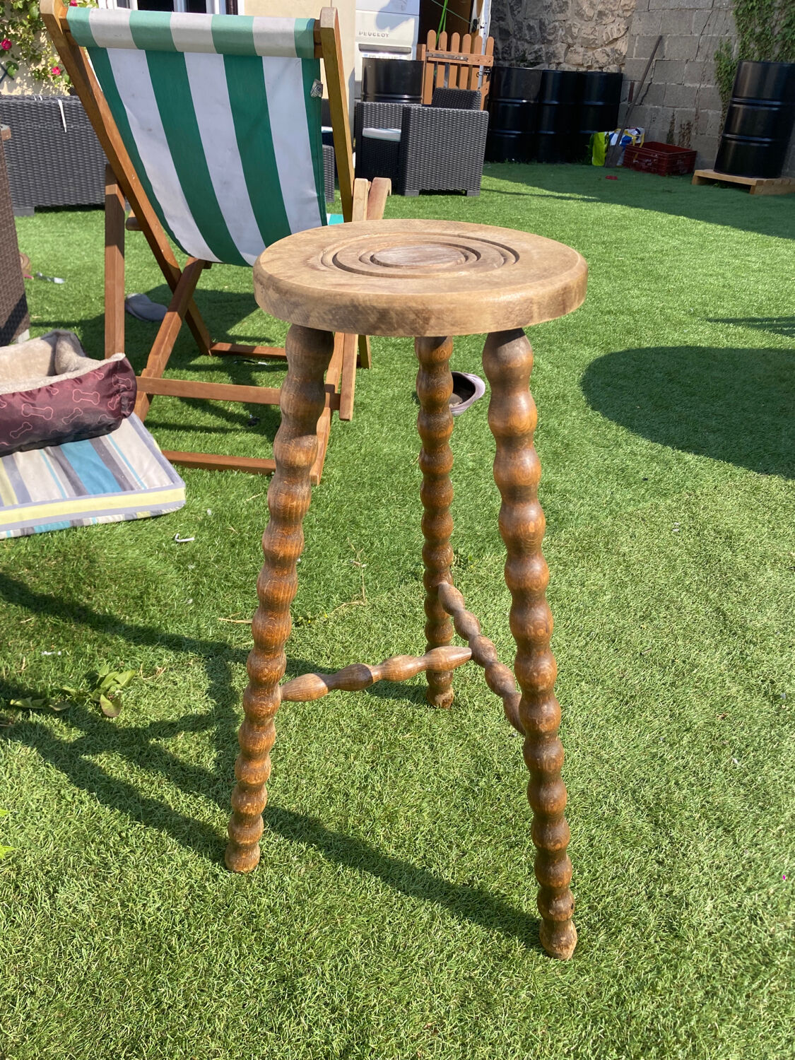 French wooden tripod high stool