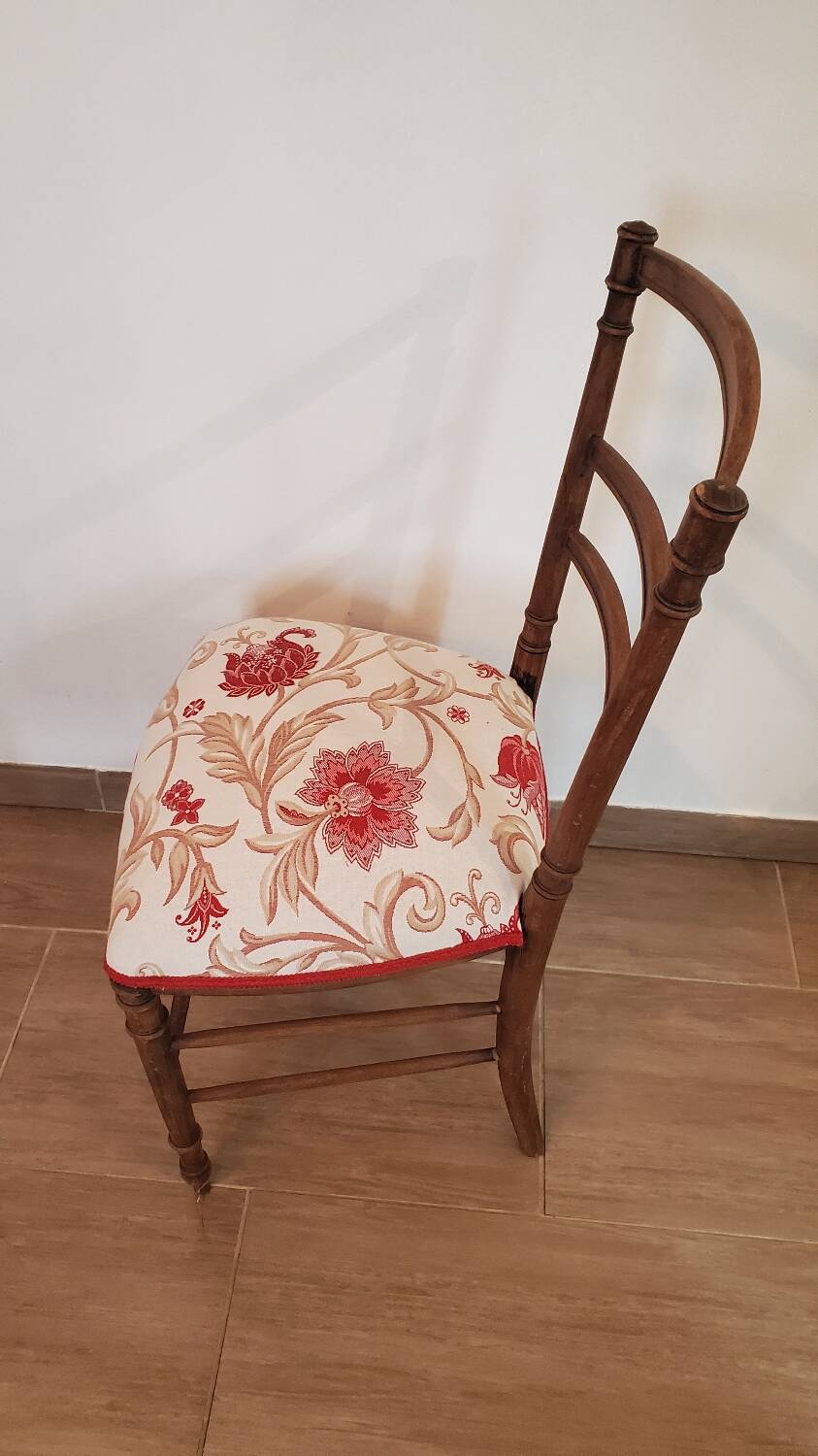 Napoleon 3 music chair