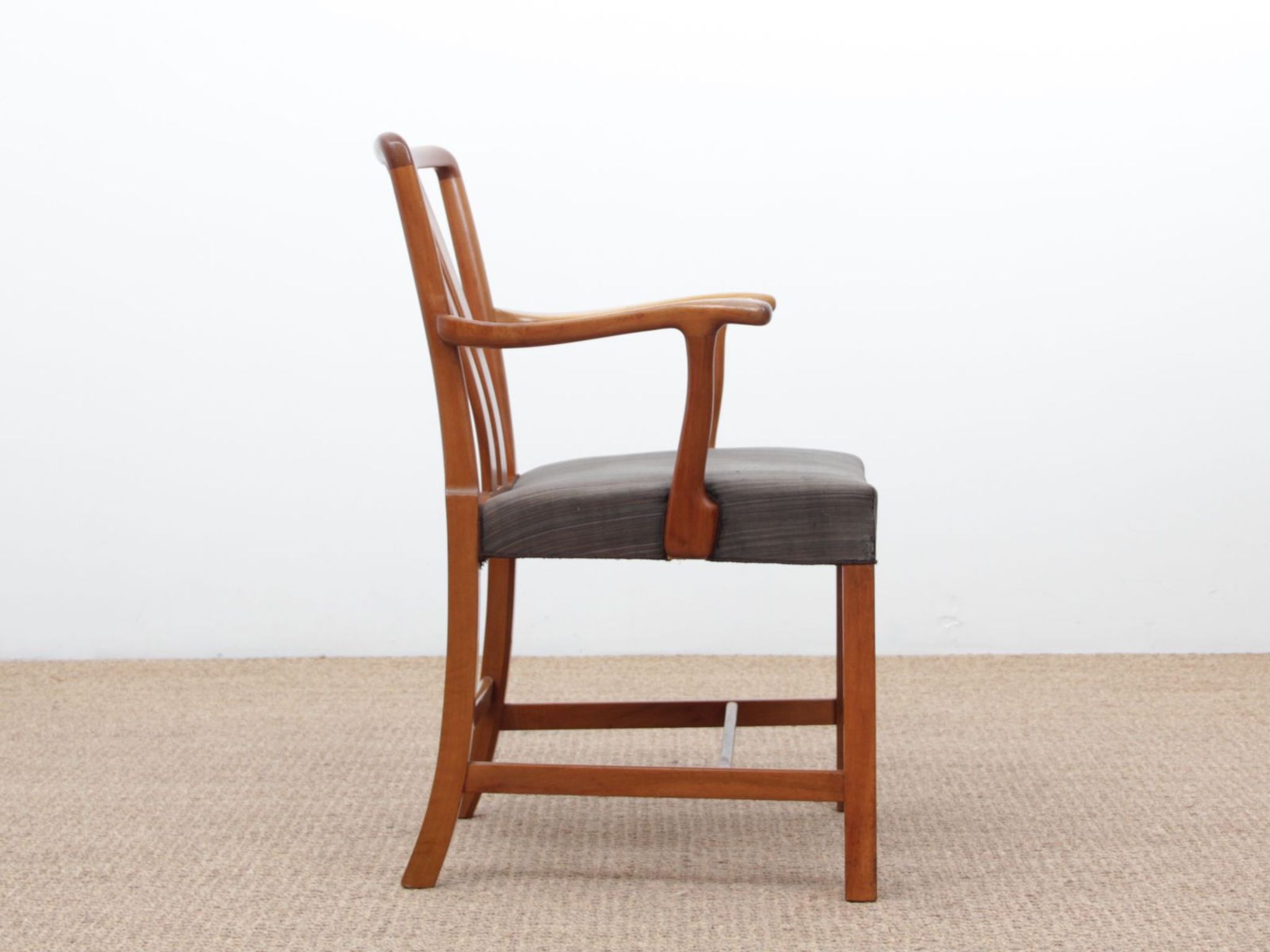 Fauteuils scandinaves FH43 par Ole Wanscher pour Fritz Hansen 1943
