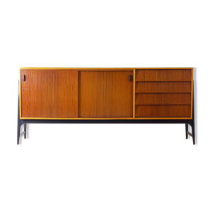 Enfilade 3030 par Alfred - hendrickx