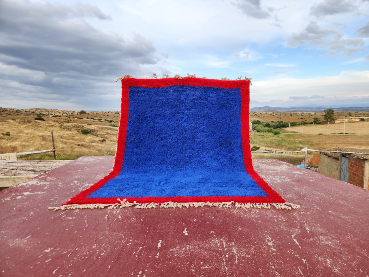 Authentic Beni Ouarain rug 250 x 180 cm – Cobalt blue and red – Piece