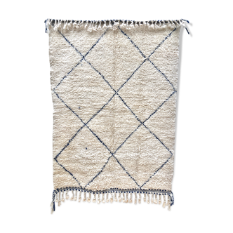 Moroccan Berber carpet Beni Ouarain with majorelle blue diamonds 1.89x1.38m