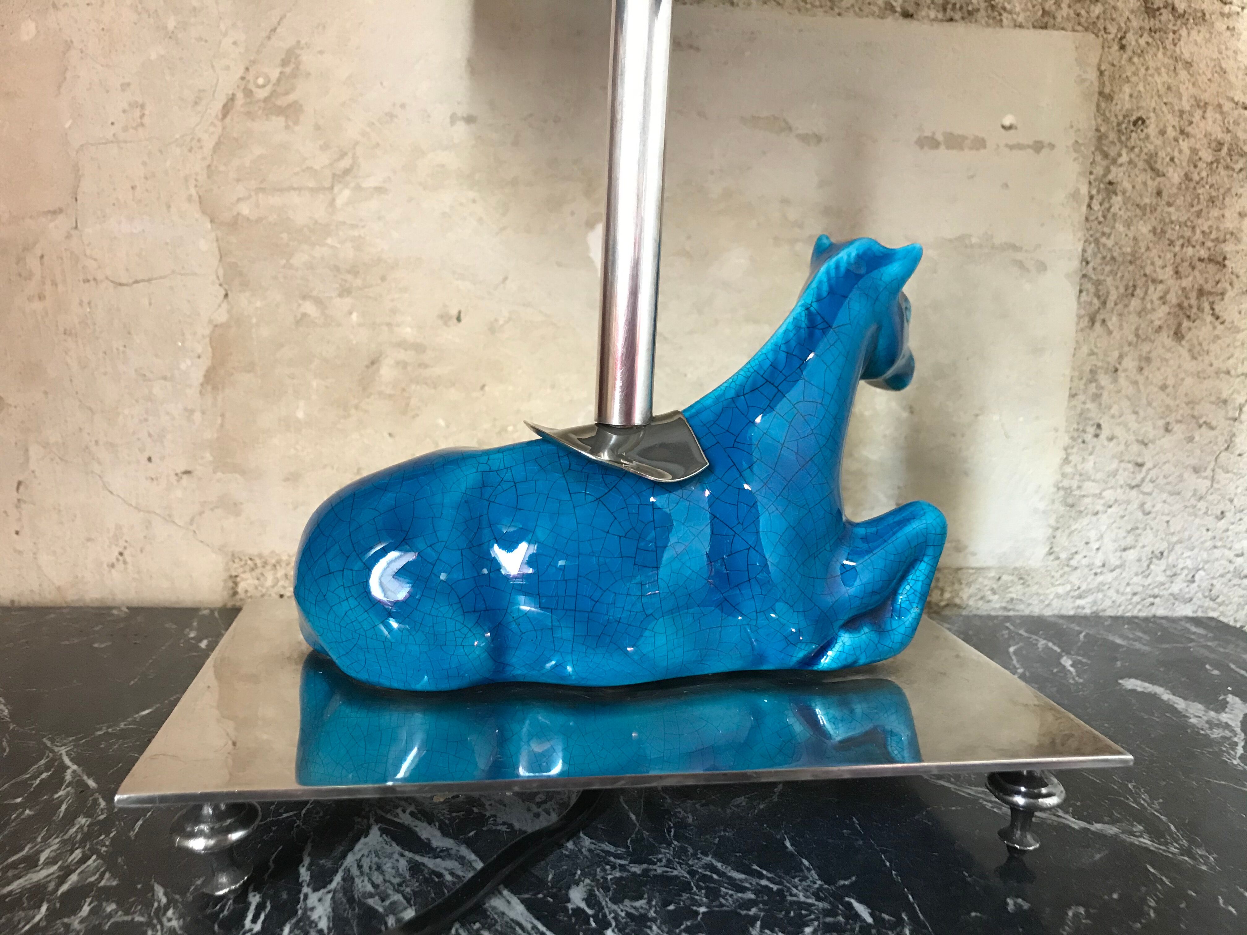 Cracked ceramic horse lamp