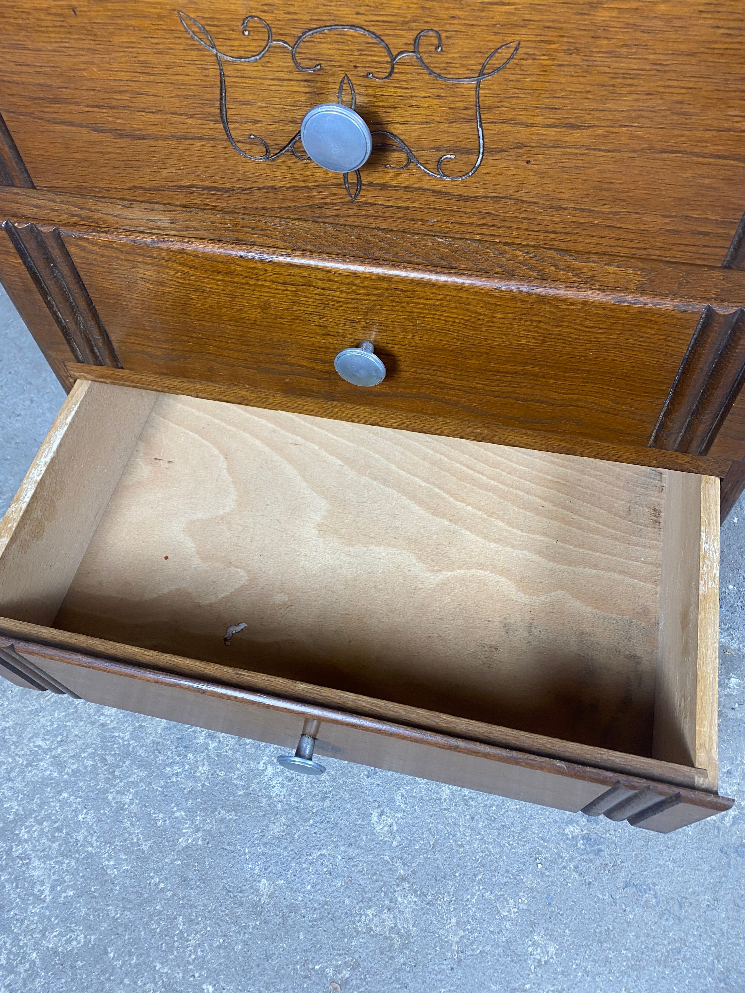 Commode art deco