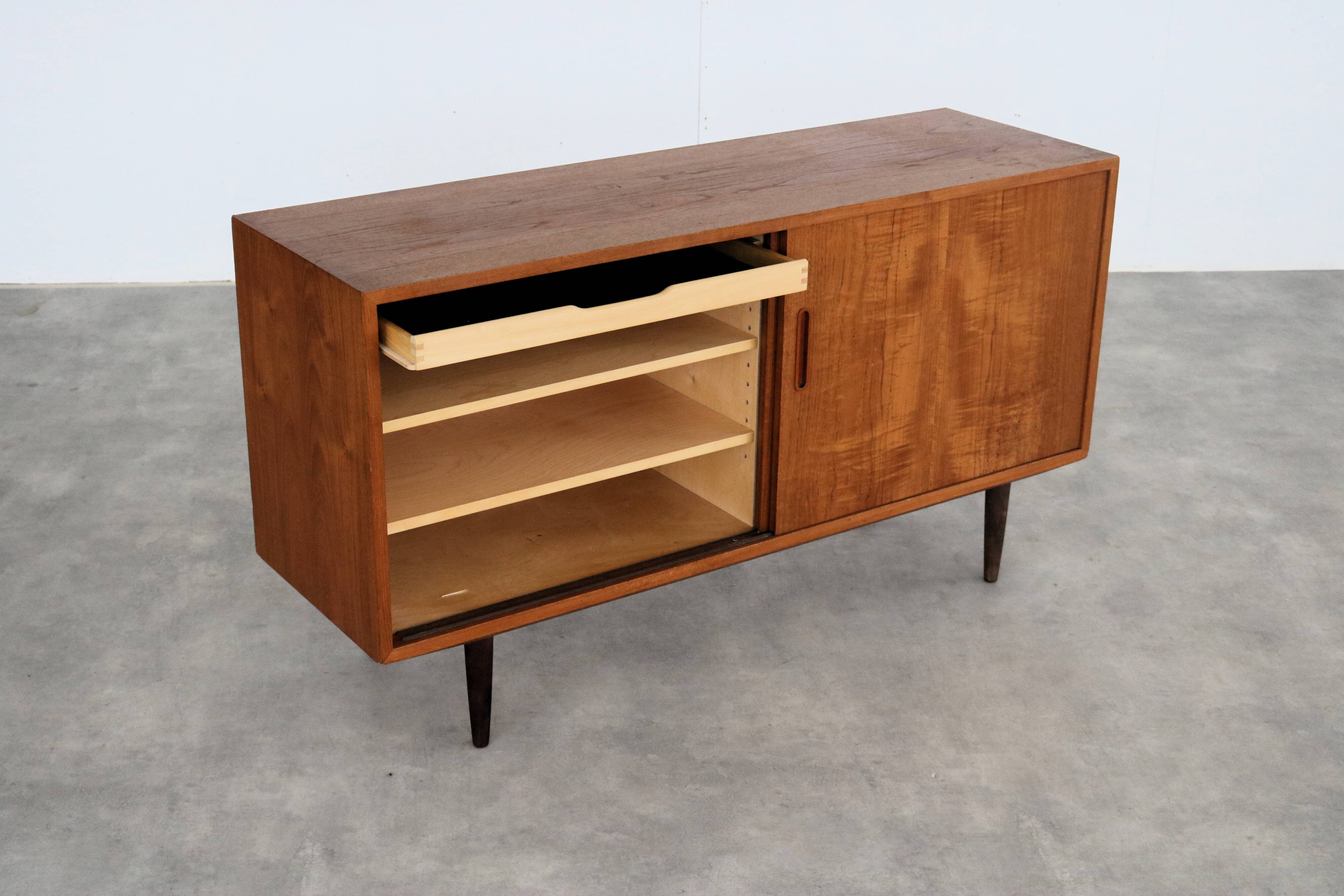 vintage sideboard | dresoir | jaren 60 | Hundevad