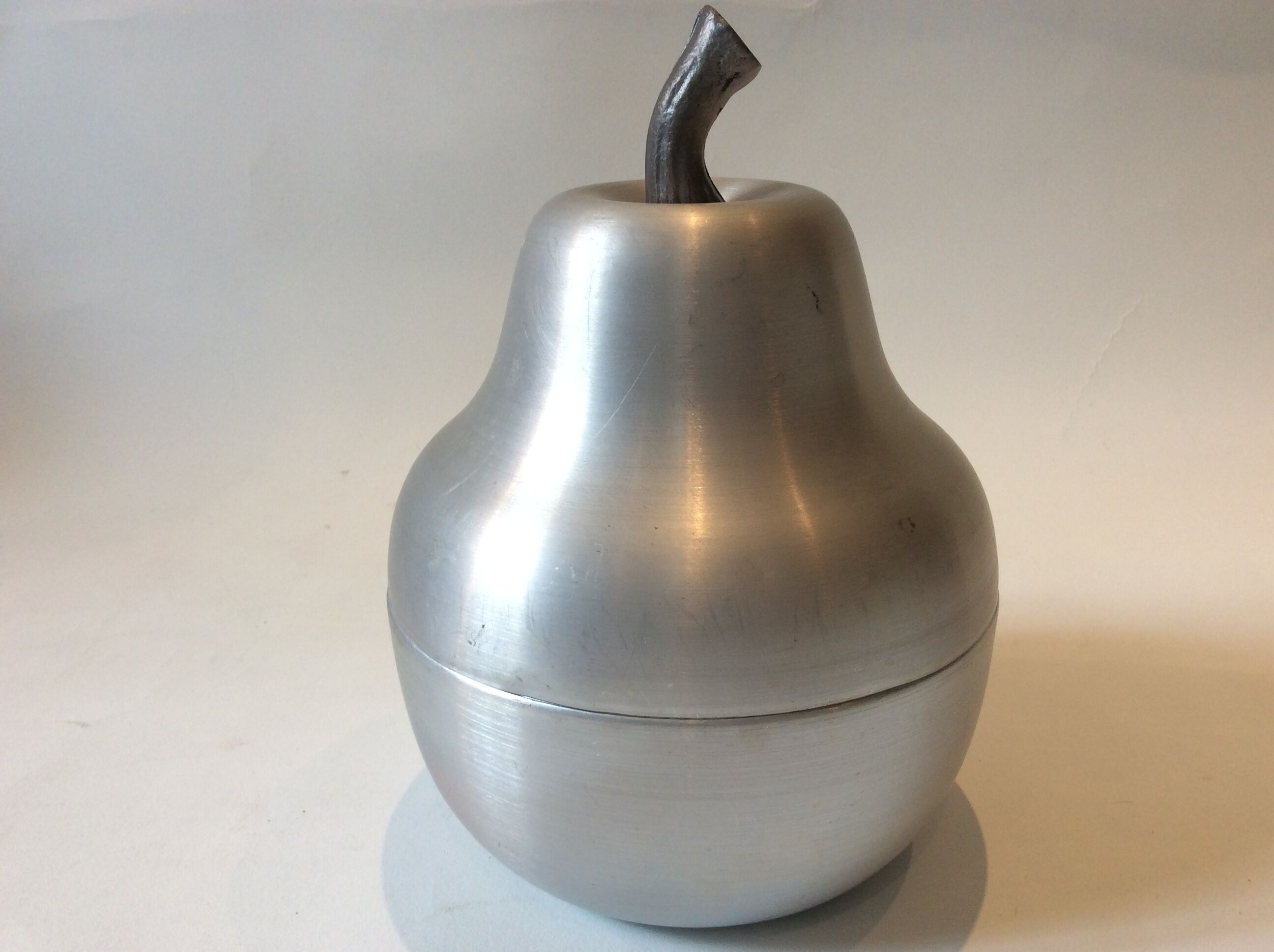 Vintage pear ice seal