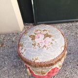 Pouf in boudoir style