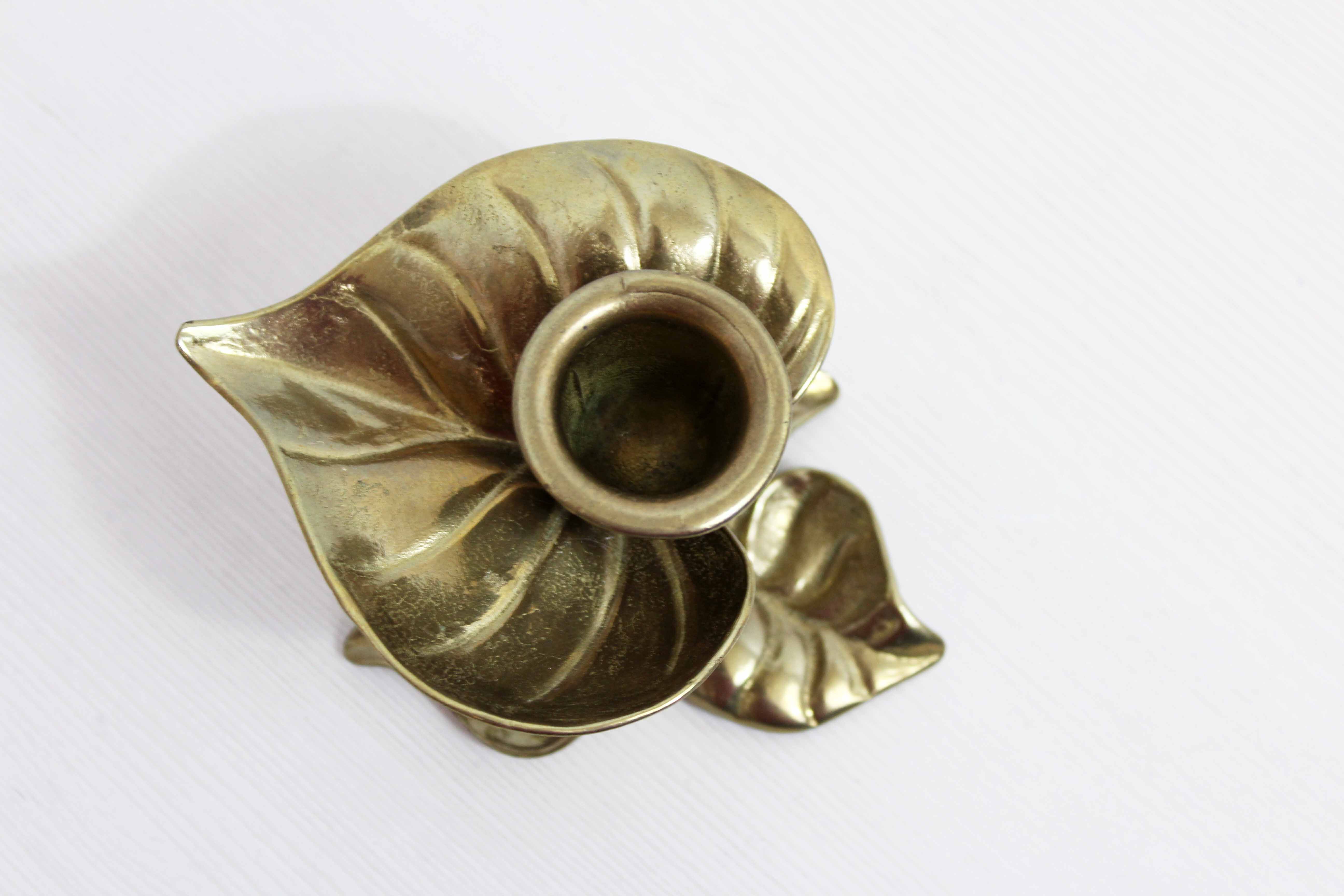 Brass leaf candle holder