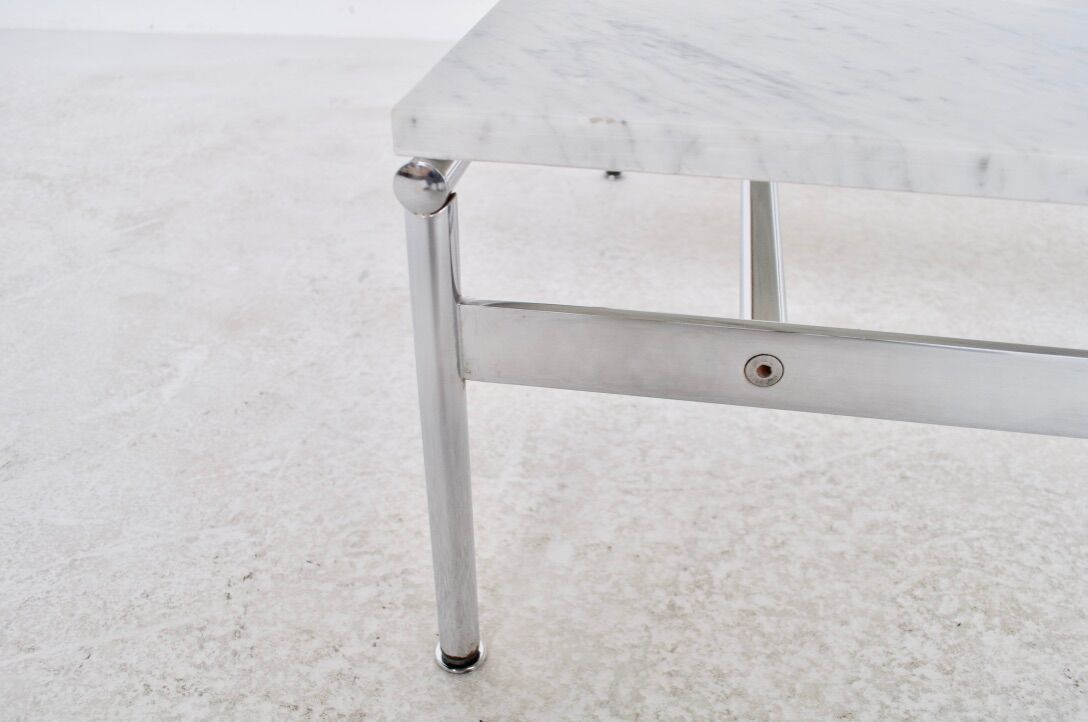 Table basse years 70' marble and chromium acier