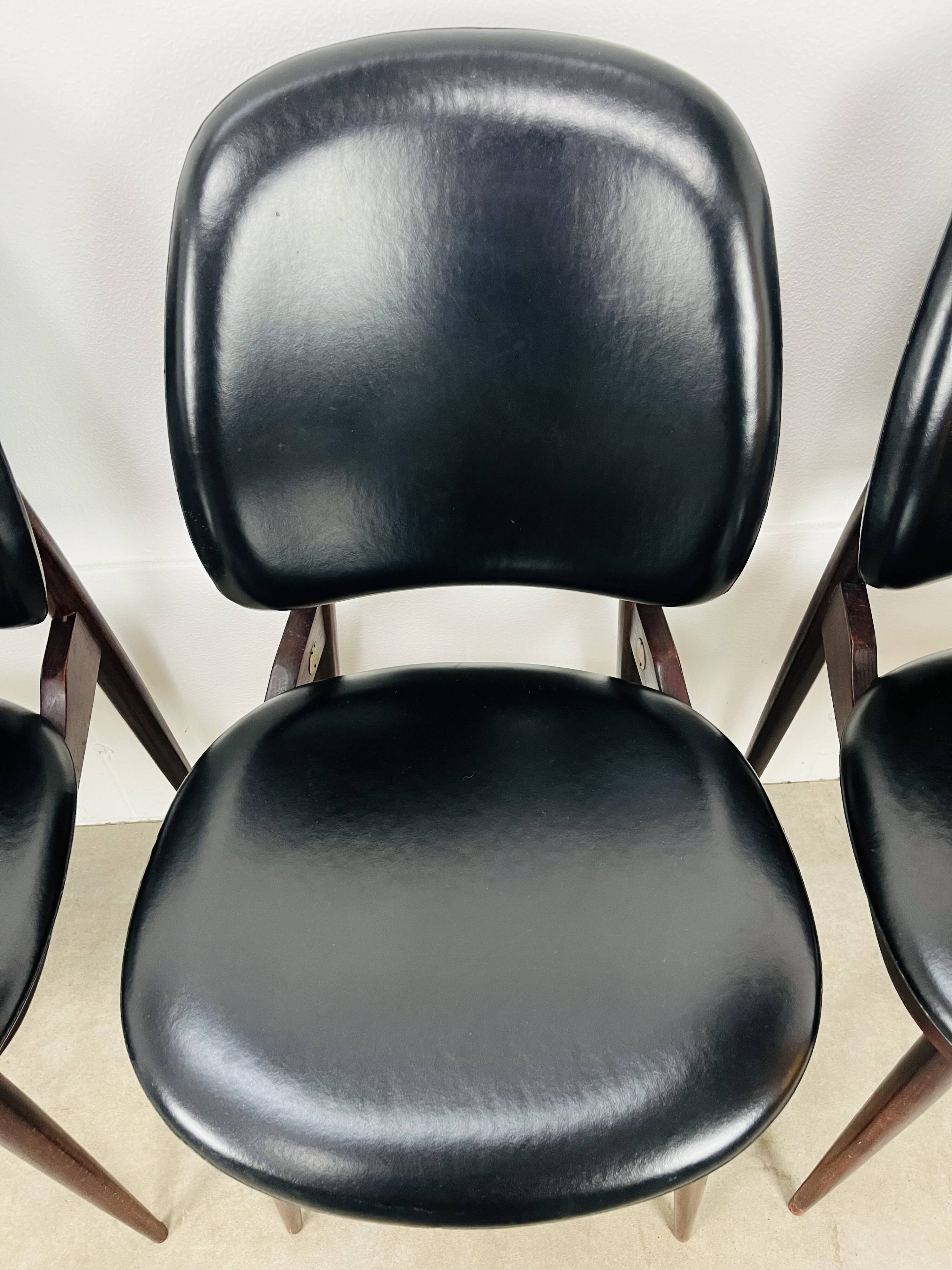 6 Pégase Baumann chairs, black, 1960s